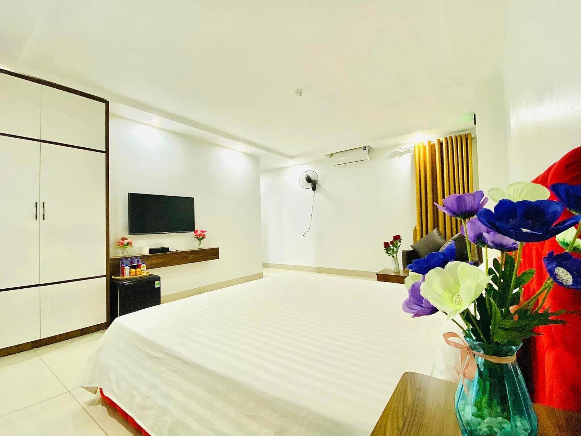 Ruby Hotel - Gan Trung Tam Khao Thi Dhtn Thái Nguyên エクステリア 写真