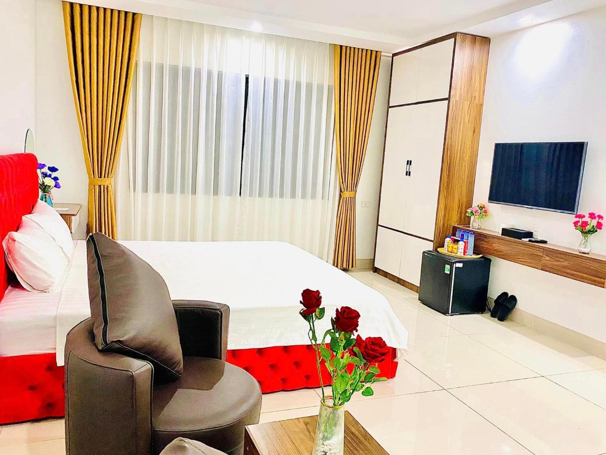 Ruby Hotel - Gan Trung Tam Khao Thi Dhtn Thái Nguyên エクステリア 写真
