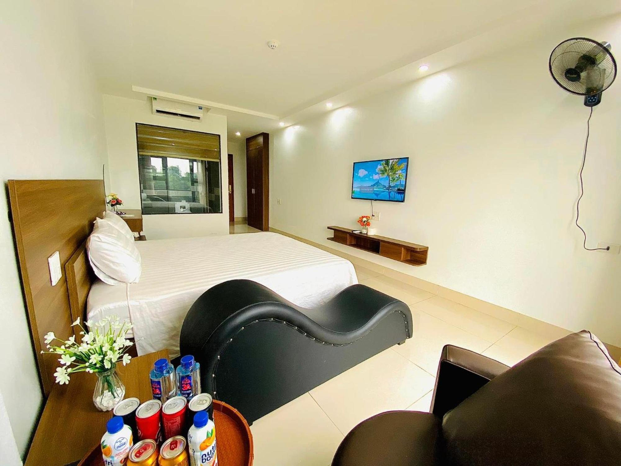 Ruby Hotel - Gan Trung Tam Khao Thi Dhtn Thái Nguyên エクステリア 写真
