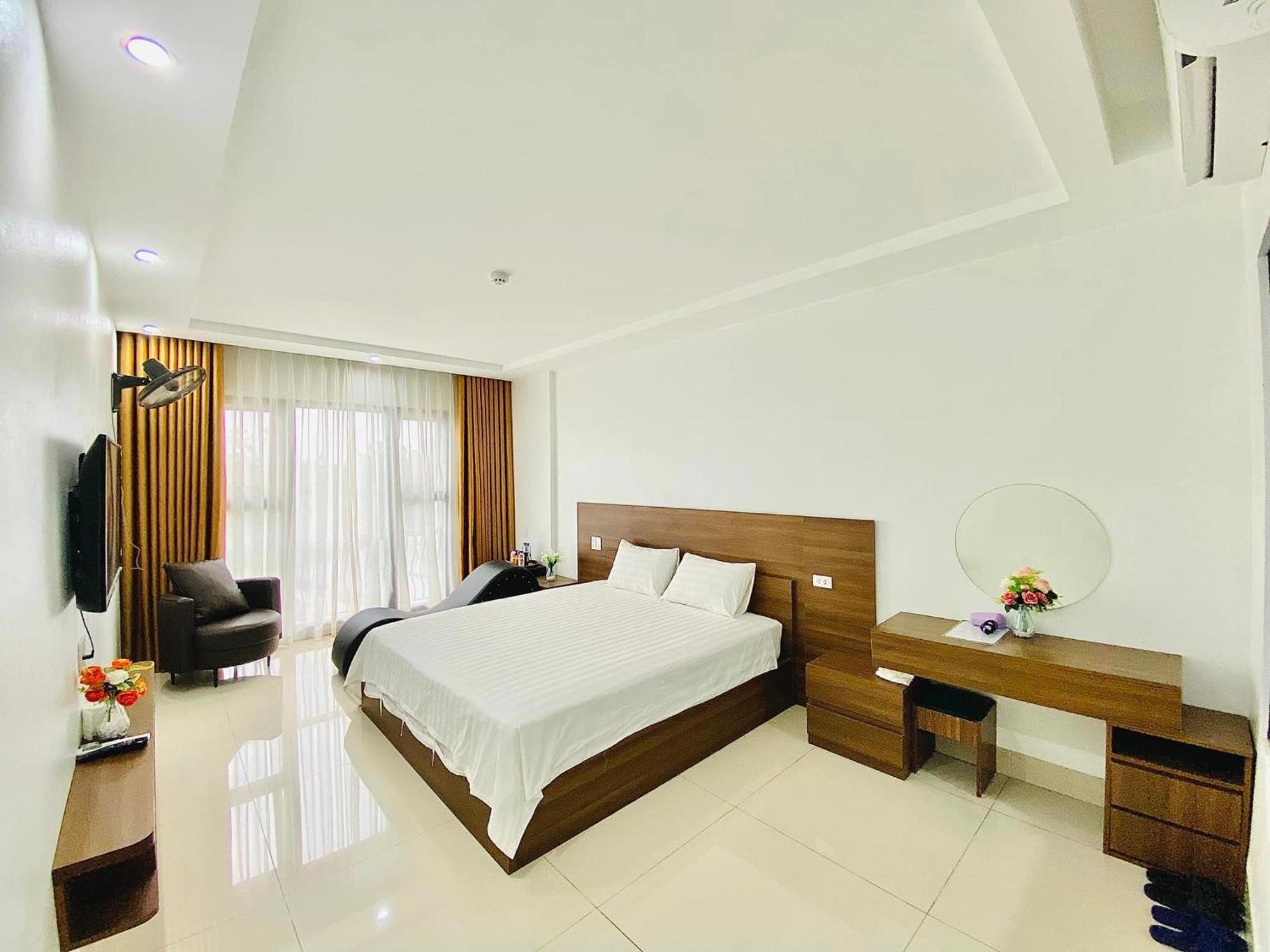 Ruby Hotel - Gan Trung Tam Khao Thi Dhtn Thái Nguyên エクステリア 写真